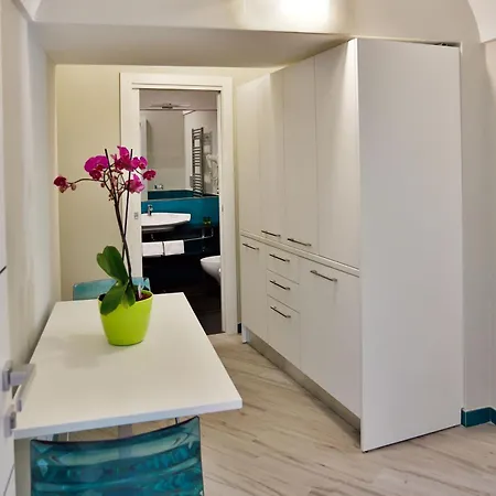 Design Centro Storico Apart Otel 4*