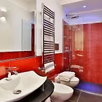 Design Centro Storico Aparthotel 4*