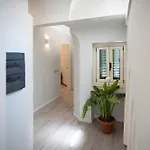 Design Centro Storico Aparthotel 4*
