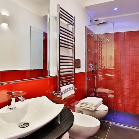 Design Centro Storico Lägenhetshotell 4*