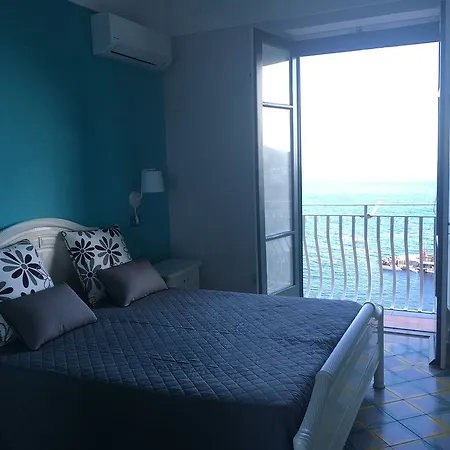 Design Centro Storico Амальфі